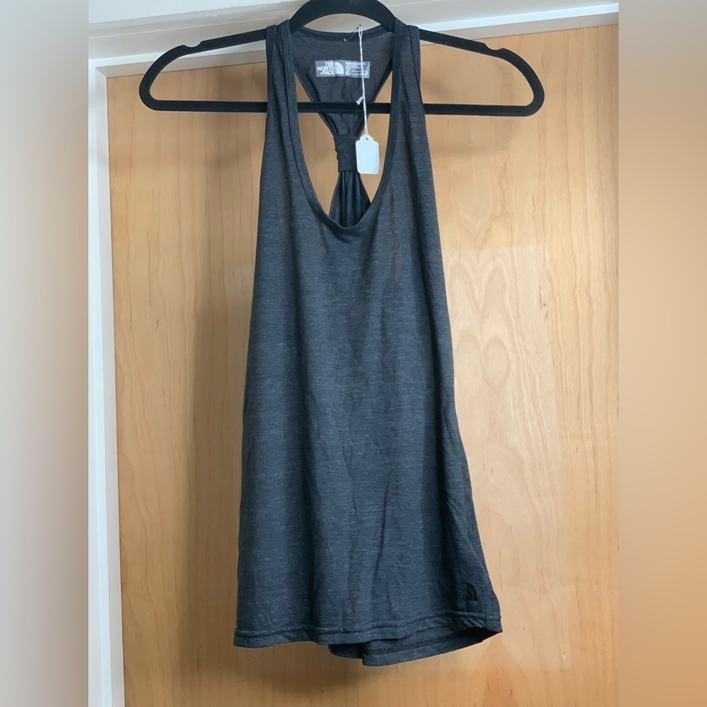 The North Face Black Sleeveless Racer Back Women's Tank. Size-Medium